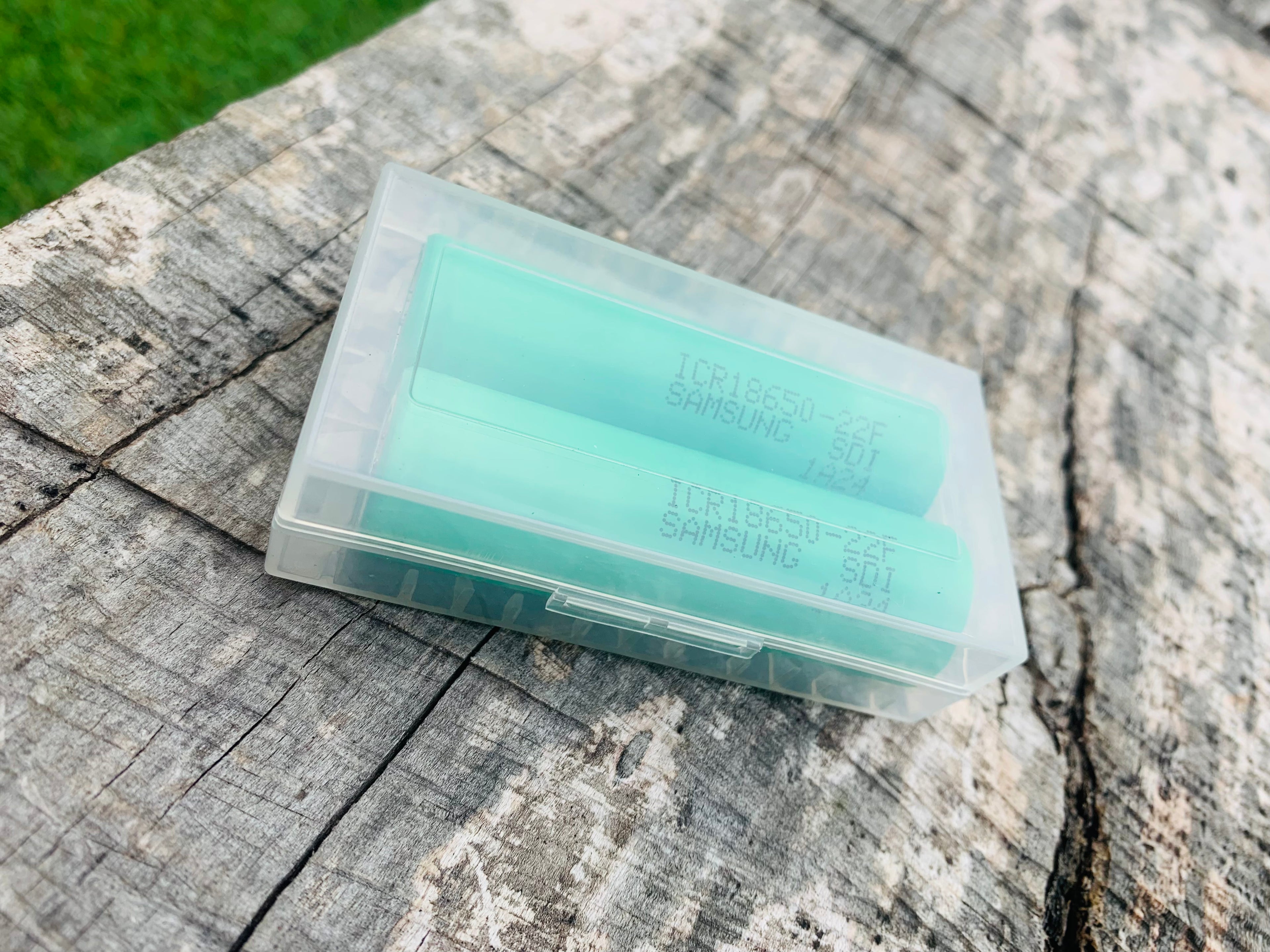 2x Used Samsung ICR 18650 2200mAh Batteries & Case – Fully Tested | UK Stock