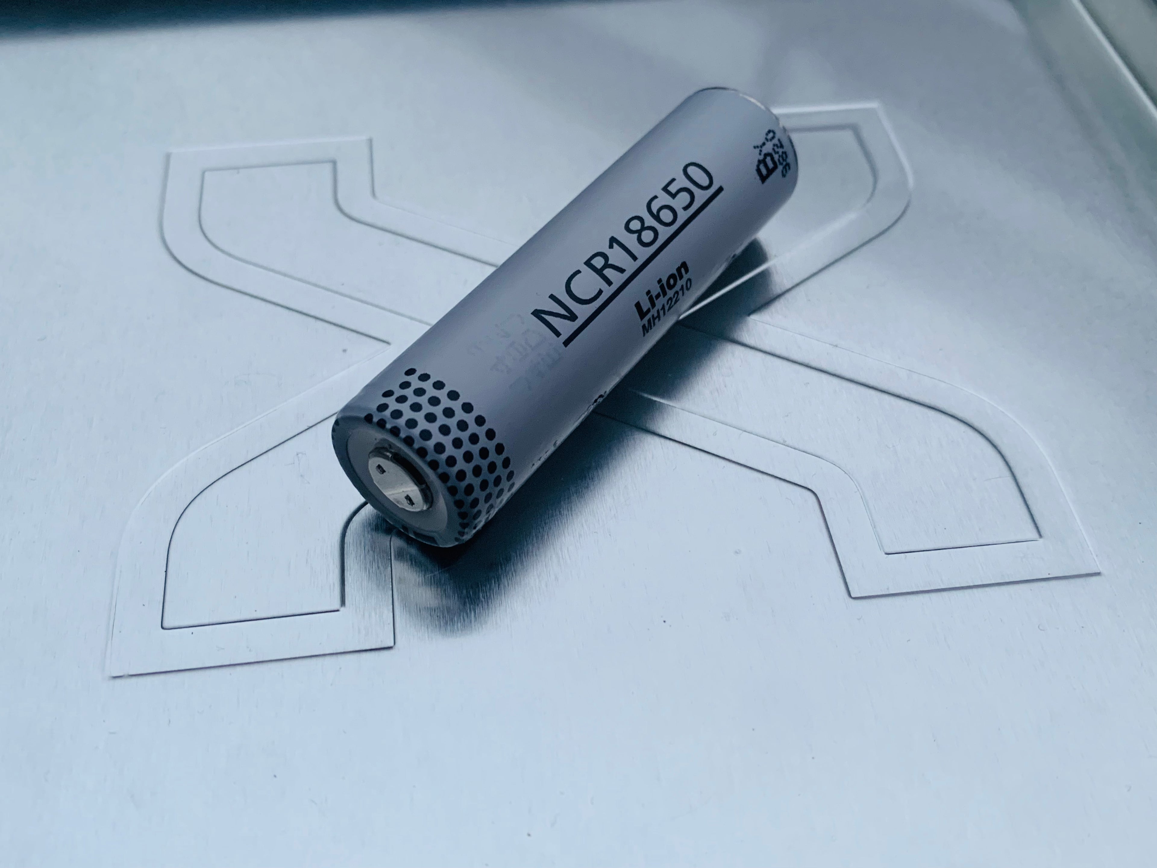 NCR18650 2900mAh Li-ion MH12210 Panasonic rechargeable battery used 